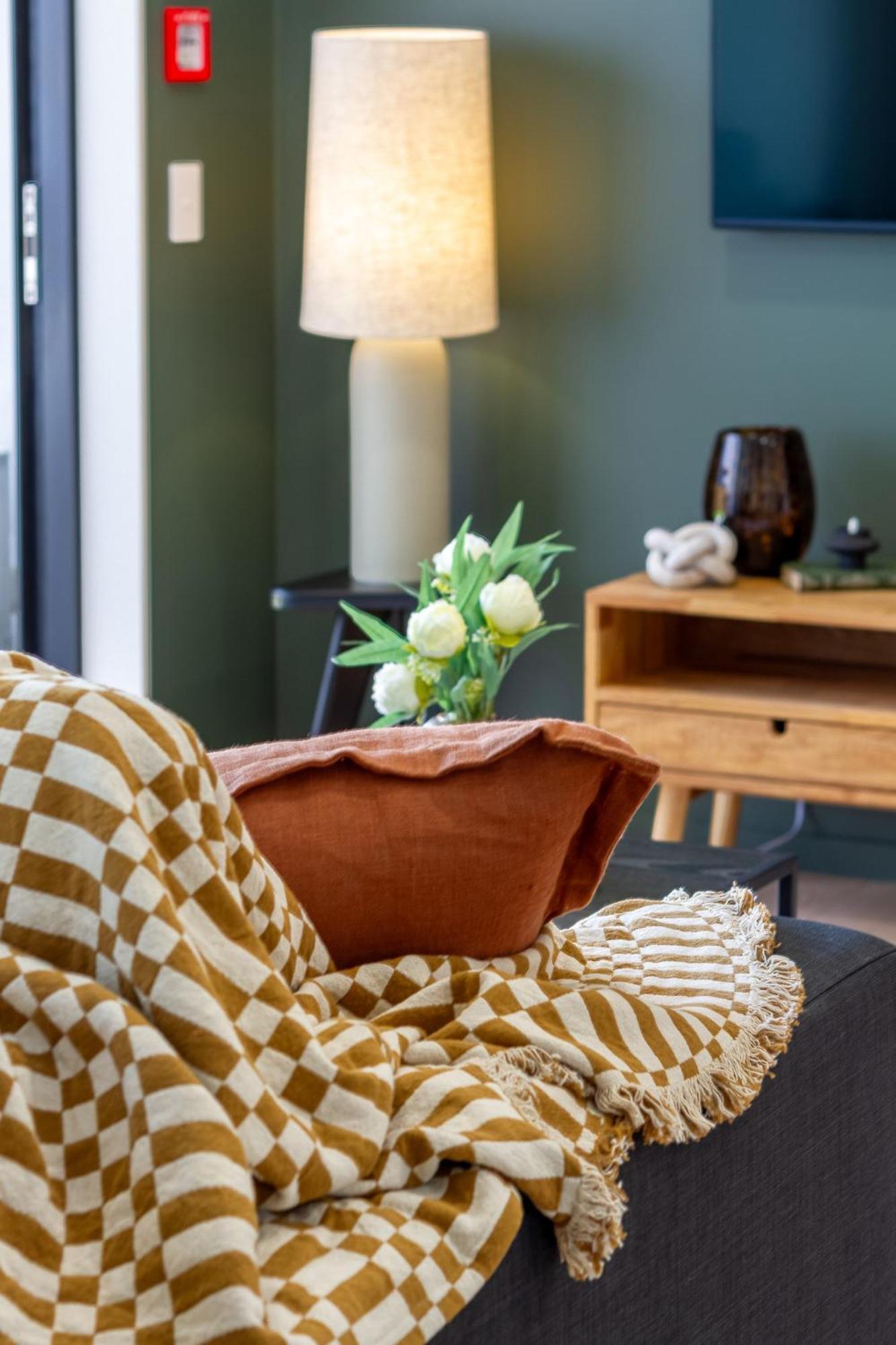 Unbeatable Central City Location 2 Bed Single Lvl Christchurch Exteriör bild
